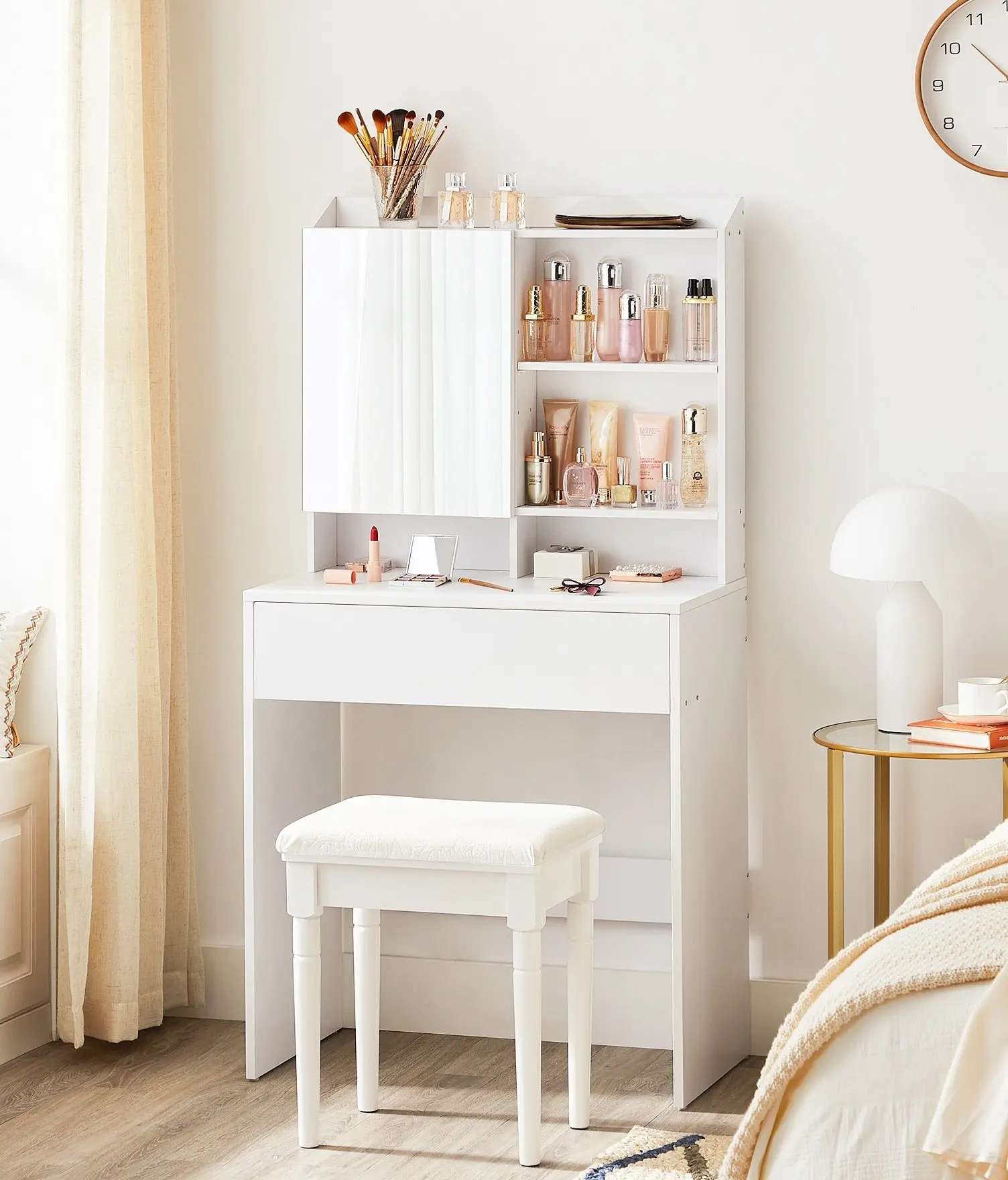 Coiffeuse VASAGLE avec Miroir & Rangements - Blanc Élégant Rangement intelligent de la coiffeuse avec compartiments ouverts et fermés