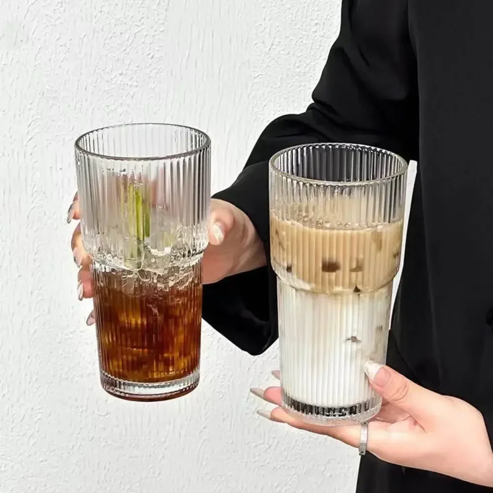 Tasse Vracado 600ml en verre borosilicate, design ergonomique pour une prise en main stable.
