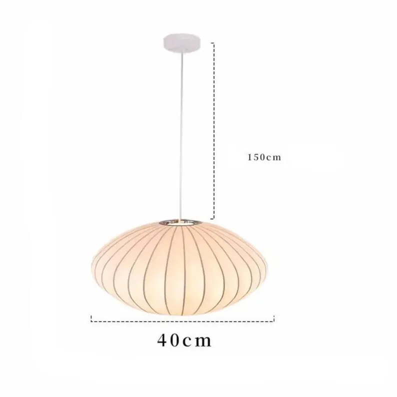 Décoration intérieure minimaliste avec luminaire japonais en soie
