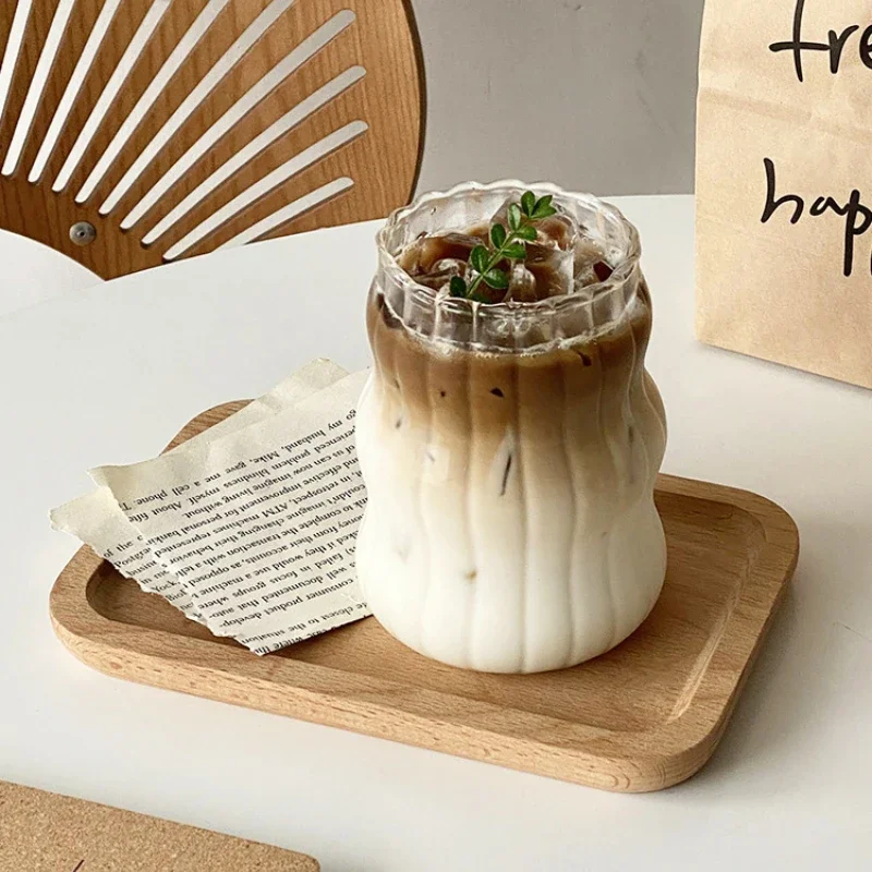 Tasse ondulée en verre, éco-friendly et sans produits chimiques