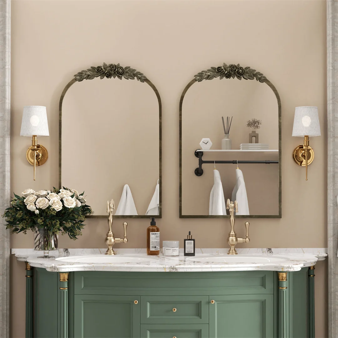 Miroir Mural Baroque Doré Arqué - Décoration Vintage Élégante Miroir mural baroque doré au-dessus d