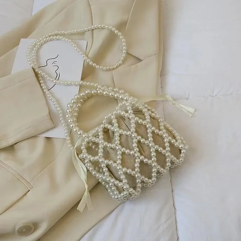 Sac shopper tote bohème avec des accessoires d
