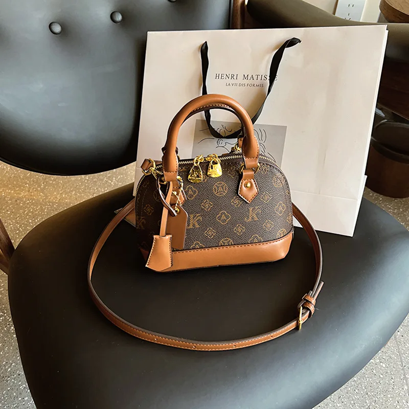 Sac à Main Femme Monogramme Coquille - Designer Bandoulière Élégant Sac à main femme monogramme bandoulière devant