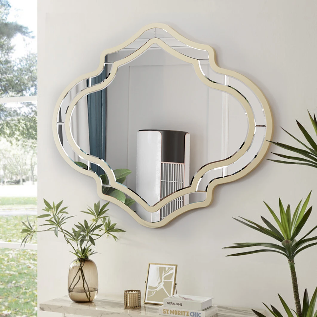 Miroir Mural Doré Irrégulier - Design Moderne Salon & Entrée Vue d
