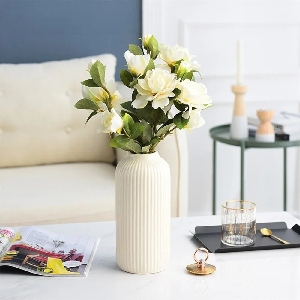 Vase Céramique Minimaliste Mat - Décoration Fleurs Séchées & Pampas Vase en céramique noir mat avec herbes de pampas, ambiance salon