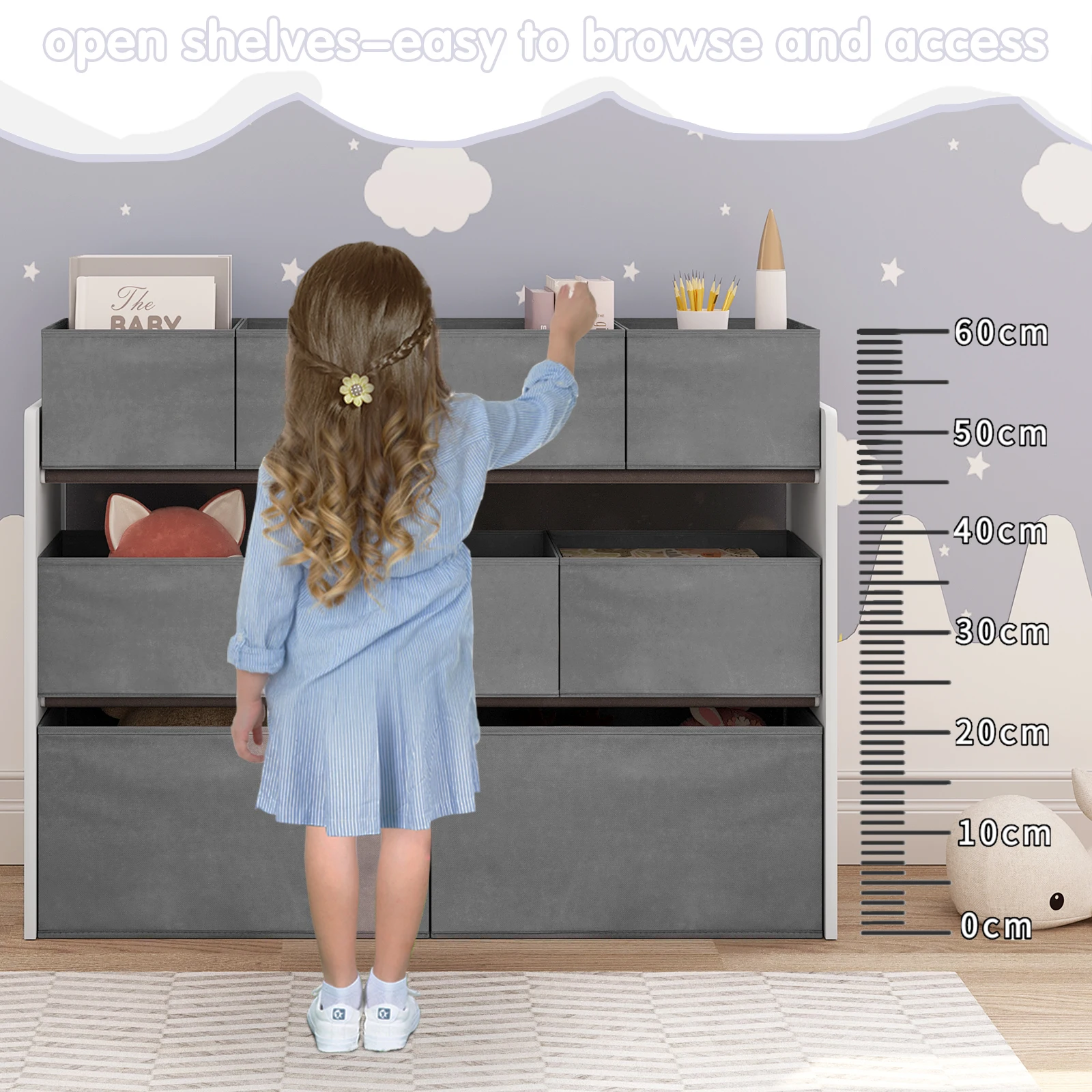 Détail des bacs de rangement colorés pour enfants