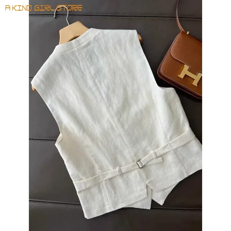 Détail de la fermeture éclair du pantalon