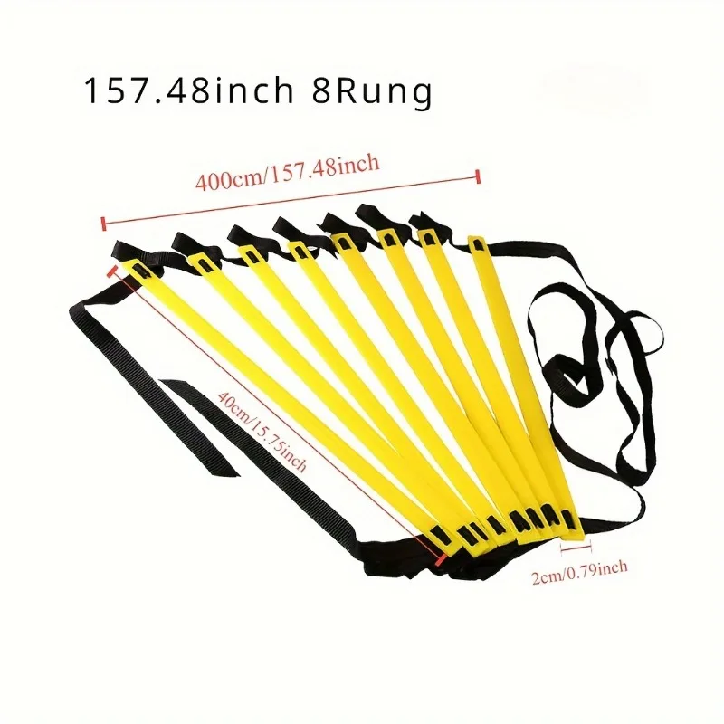 Sangle en nylon et lattes de l'échelle d'agilité sur le terrain