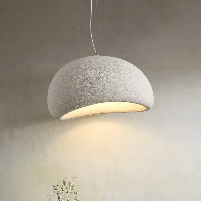 Lumière LED E27 douce et chaleureuse pour suspension Wabi Sabi.