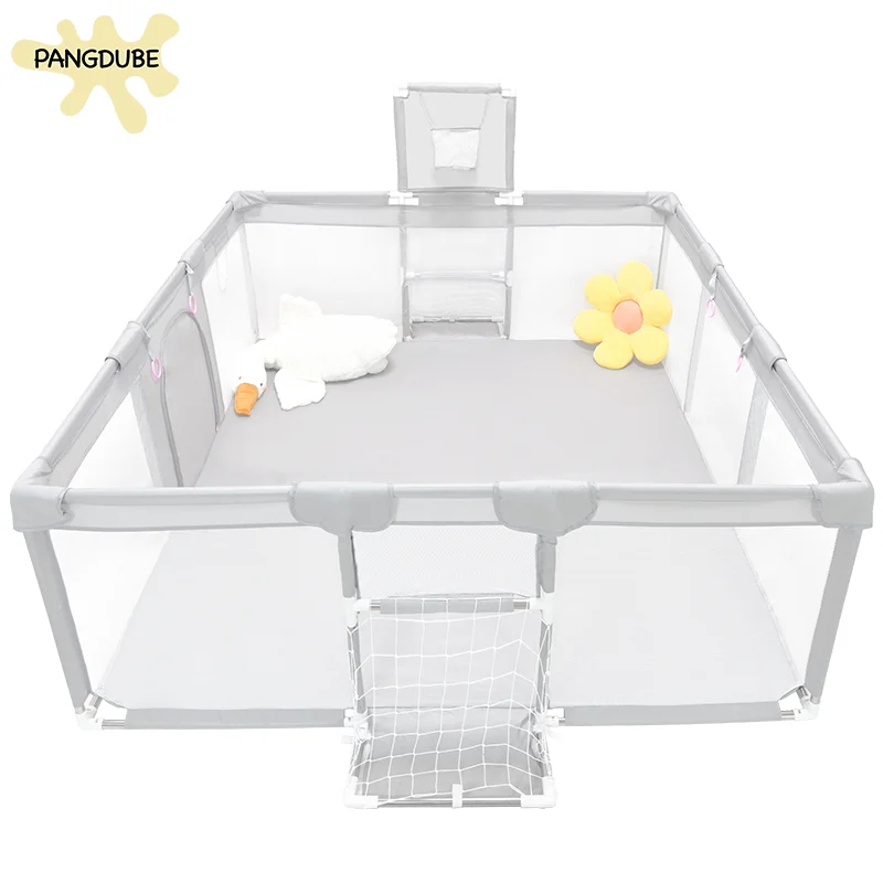 Parc bébé avec barrière de sécurité haute