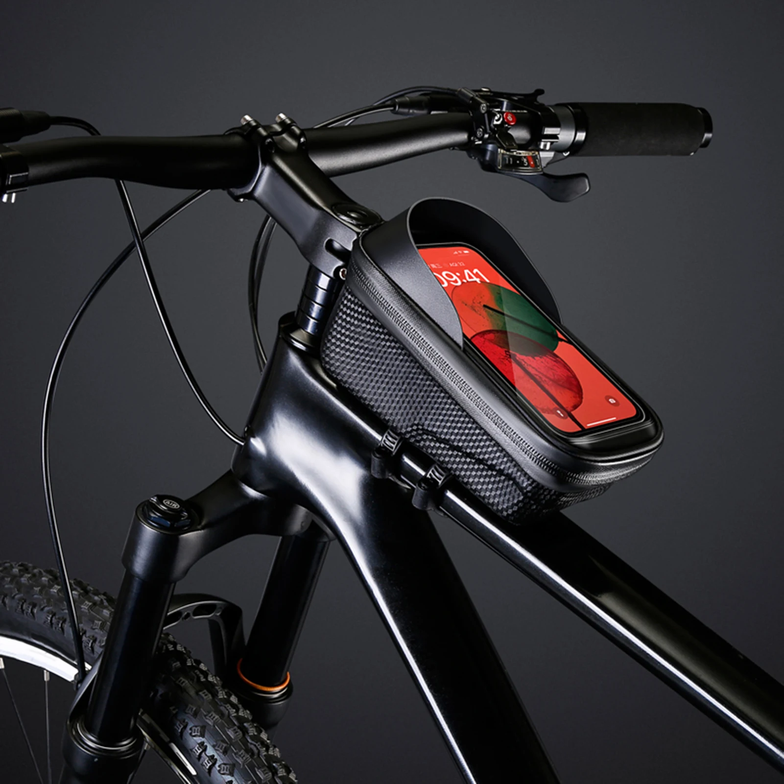 Sacoche de cadre installée sur un vélo de route