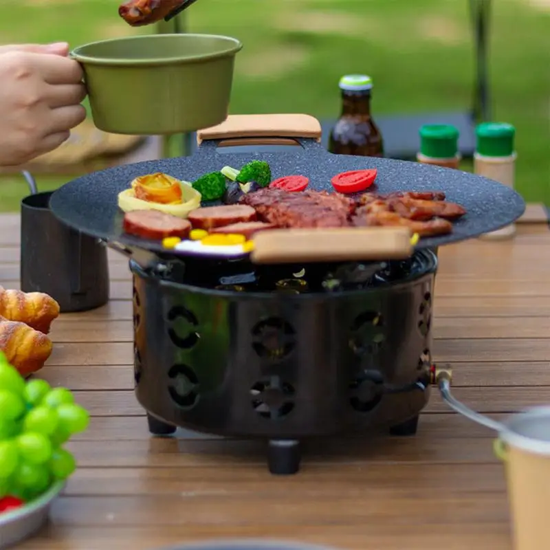 Réchaud à gaz en utilisation pour un pique-nique