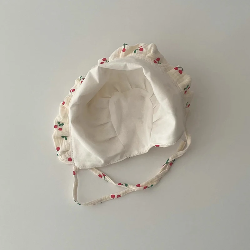 Vue d'ensemble chapeau bébé protection solaire