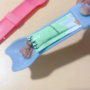 Cuillère Distributrice de Friandises pour Chat - Sticks